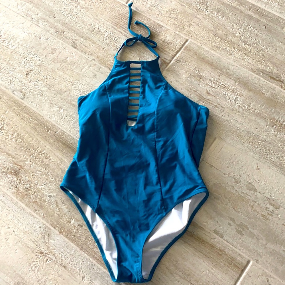VaVoom Cupshe Swim Suit